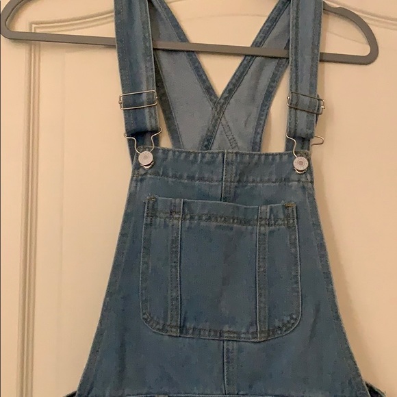 Frayed jean skirt overalls - Picture 2 of 4